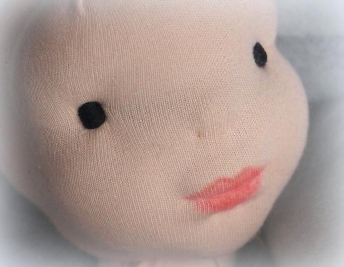 Nouvelle poupée visage sculpté.jpg
