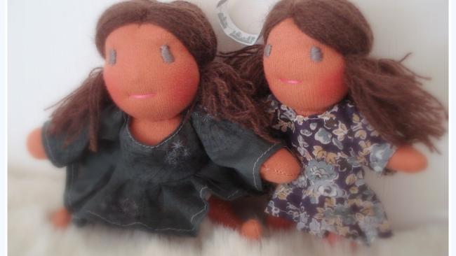 Poupée waldorf, poupée chiffon, poupée tissu, Le Monde Joli de Rose et Marie