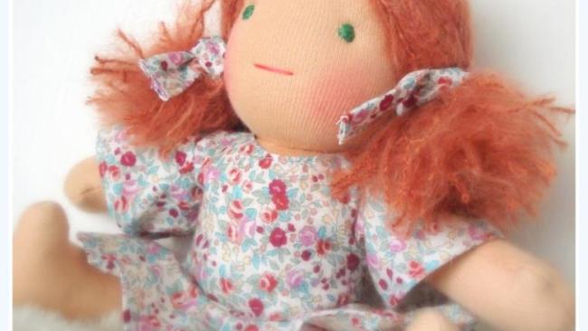 Poupée waldorf, poupée chiffon, poupée tissu, Le Monde Joli de Rose et Marie