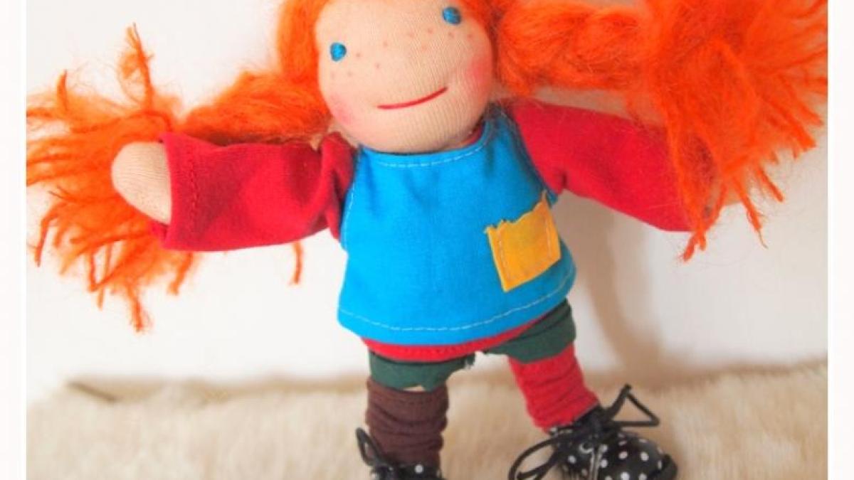 Poupée waldorf, poupée chiffon, poupée tissu, Le Monde Joli de Rose et Marie